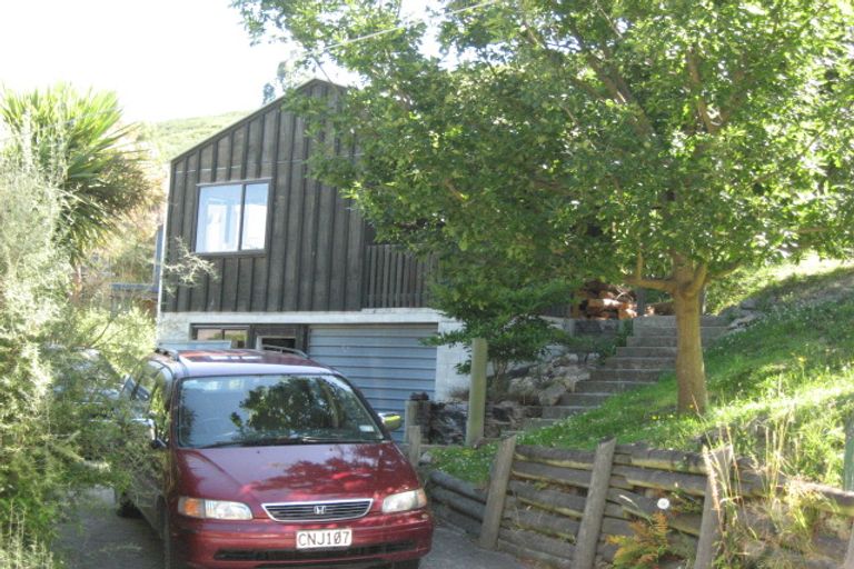 Photo of property in 59b Hawkhurst Road, Lyttelton, 8082