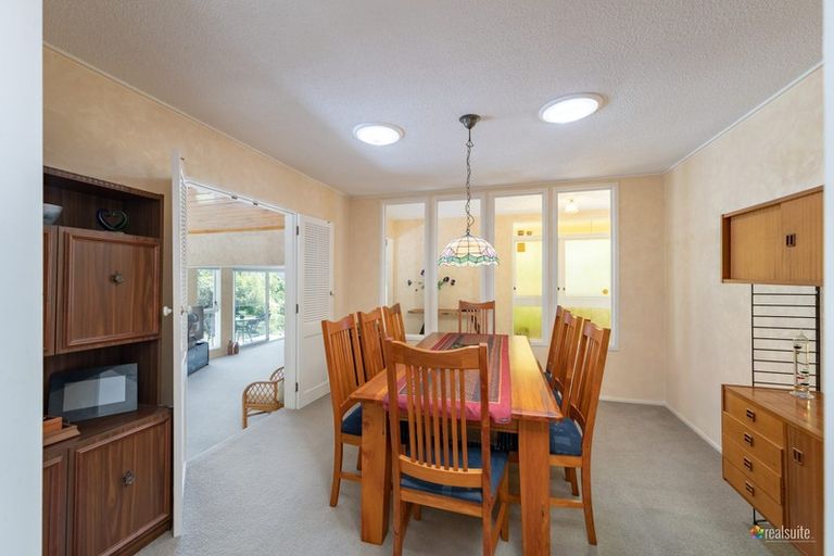 Photo of property in 58 Kamahi Street, Stokes Valley, Lower Hutt, 5019