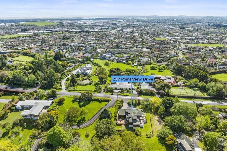 Photo of property in 257 Point View Drive, Dannemora, Auckland, 2016