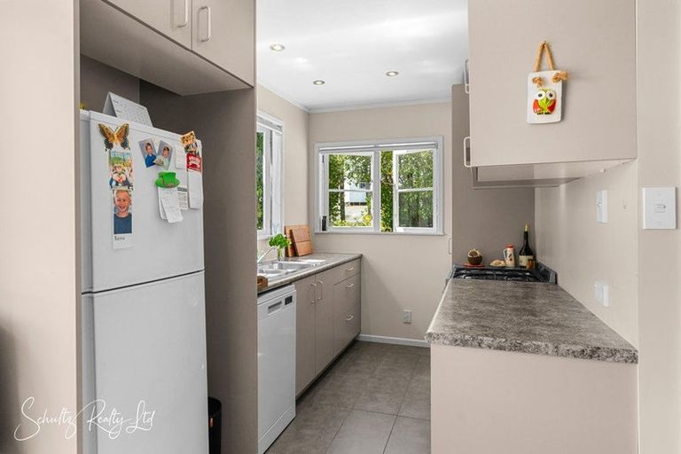 Photo of property in 5a Whaka Street, Maungaturoto, 0520