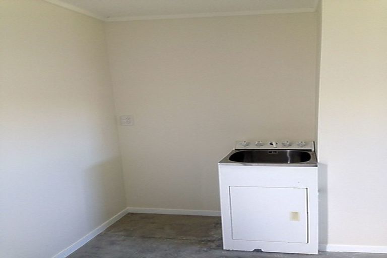 Photo of property in 12 Kona Crescent, Henderson, Auckland, 0610