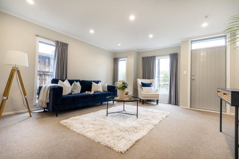 Photo of property in 27b Southsea Crescent, Silverdale, Hamilton, 3216