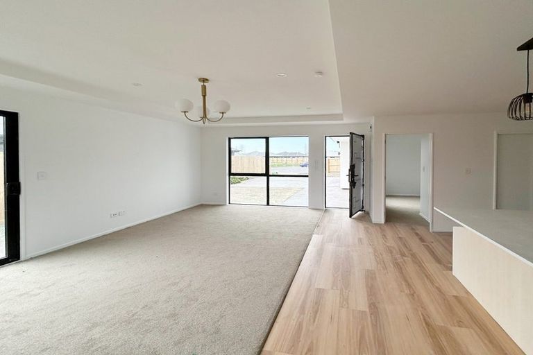 Photo of property in 9 Archibald Place, Halswell, 8025