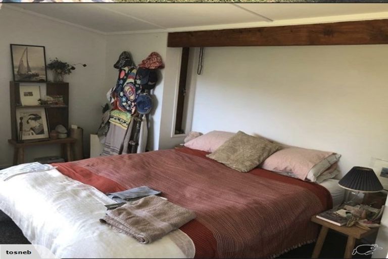 Photo of property in 42 Kuku Street, Te Awanga, 4102