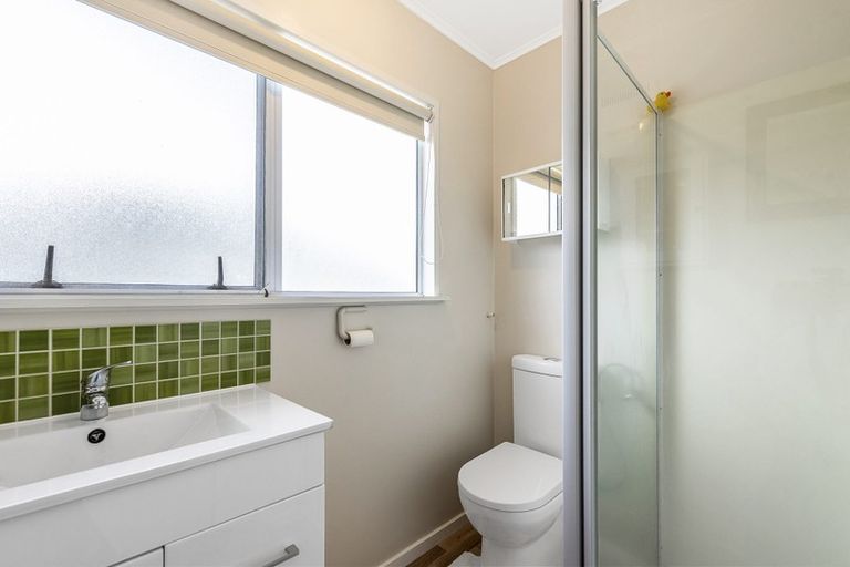 Photo of property in 20 Matai Street, Waikanae, 5036