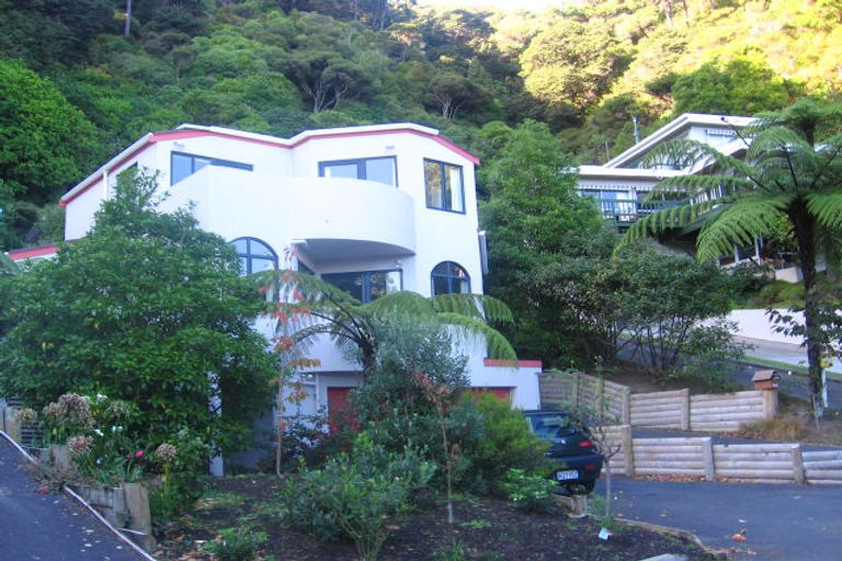 Photo of property in 61a Walter Road, Lowry Bay, Lower Hutt, 5013