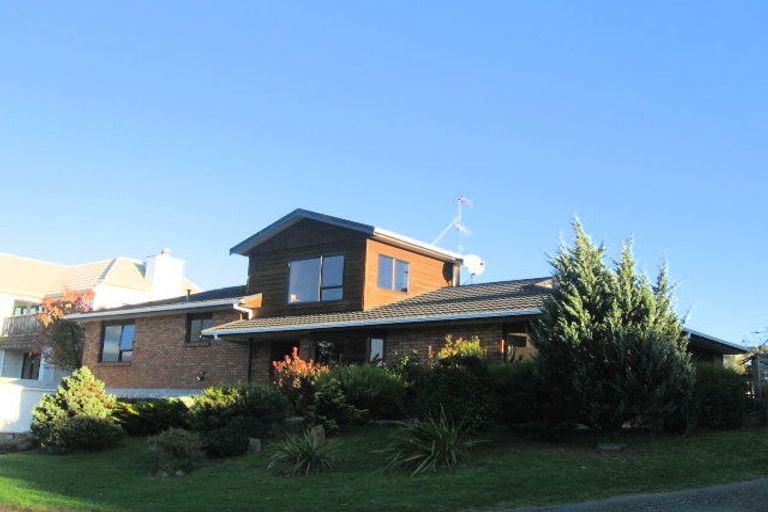 Photo of property in 20 Arthur Street, Paraparaumu Beach, Paraparaumu, 5032