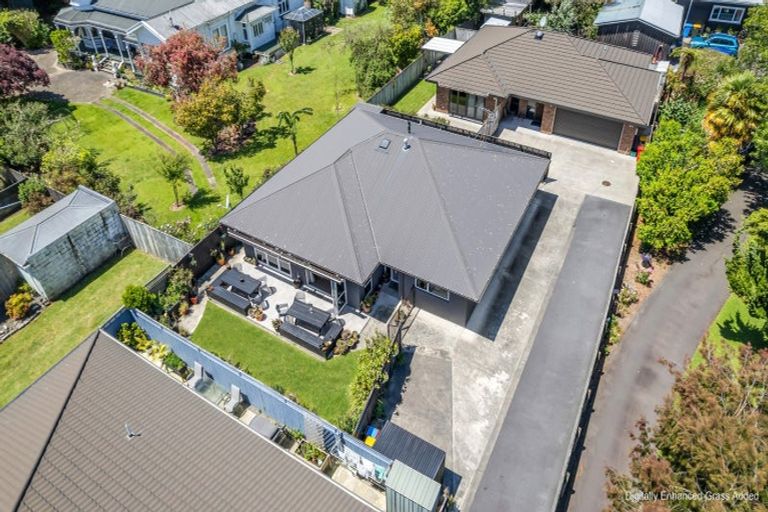 Photo of property in 112b Weraroa Road, Levin, 5510