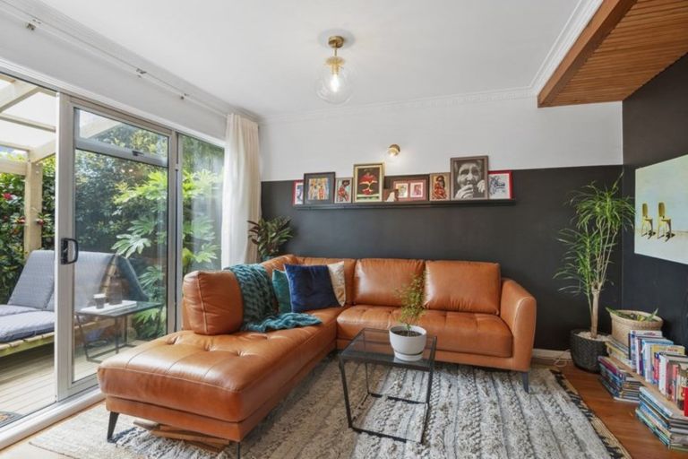 Photo of property in 20c Fairfield Avenue, Addington, Christchurch, 8024