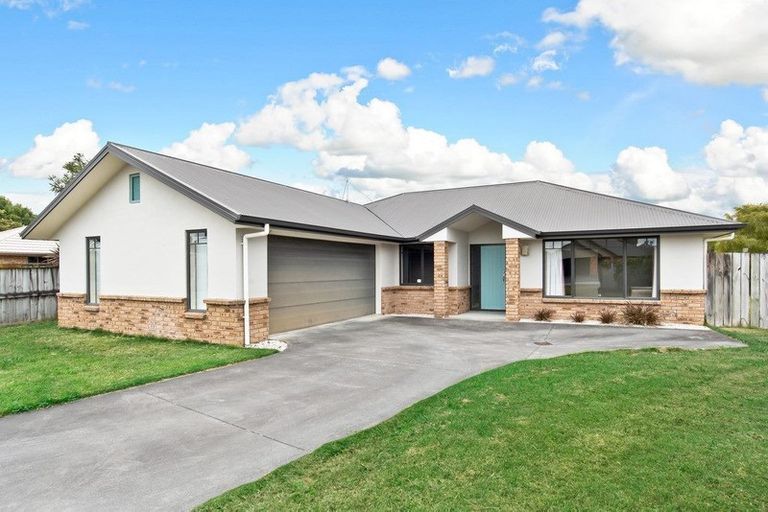 Photo of property in 415 Hukanui Road, Rototuna, Hamilton, 3210