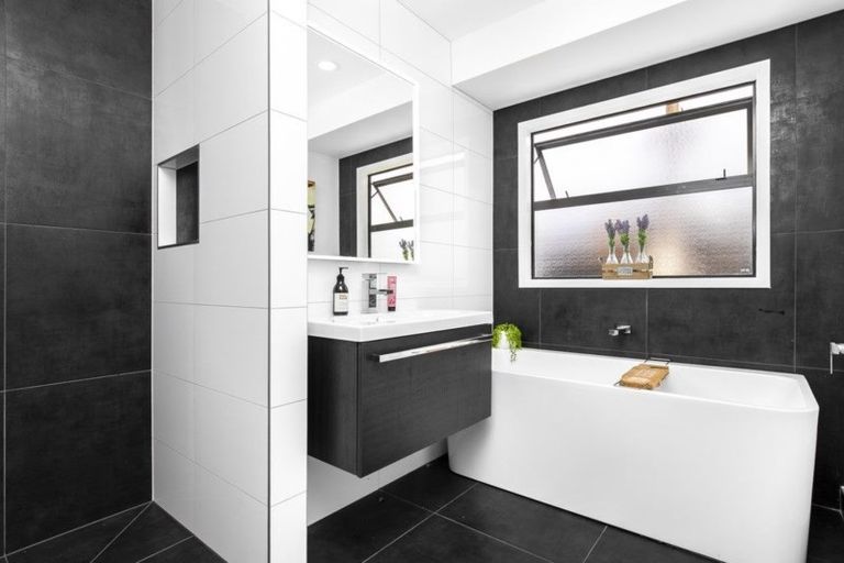 Photo of property in 32 Les Fisher Place, Pukekohe, 2120