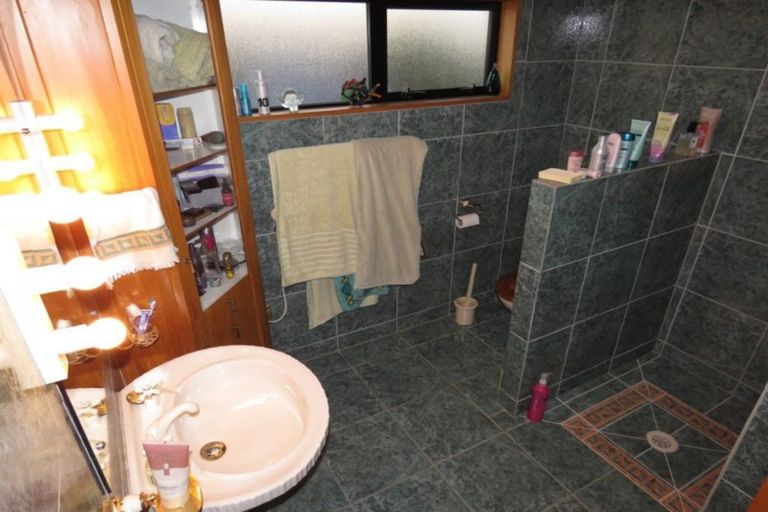 Photo of property in 15 Eastons Road, Westport, 7825