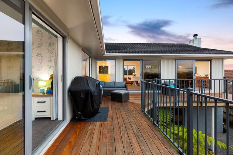 Photo of property in 166 Royal Road, Massey, Auckland, 0614