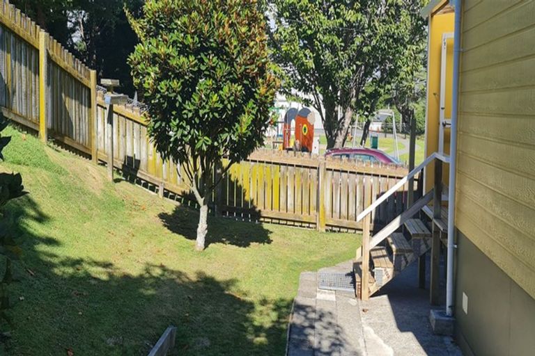 Photo of property in 10a Aorangi Road, Paraparaumu, 5032