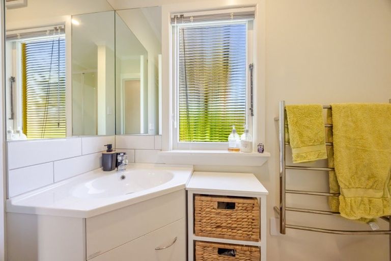 Photo of property in 27 Grange Road North, Haumoana, 4102