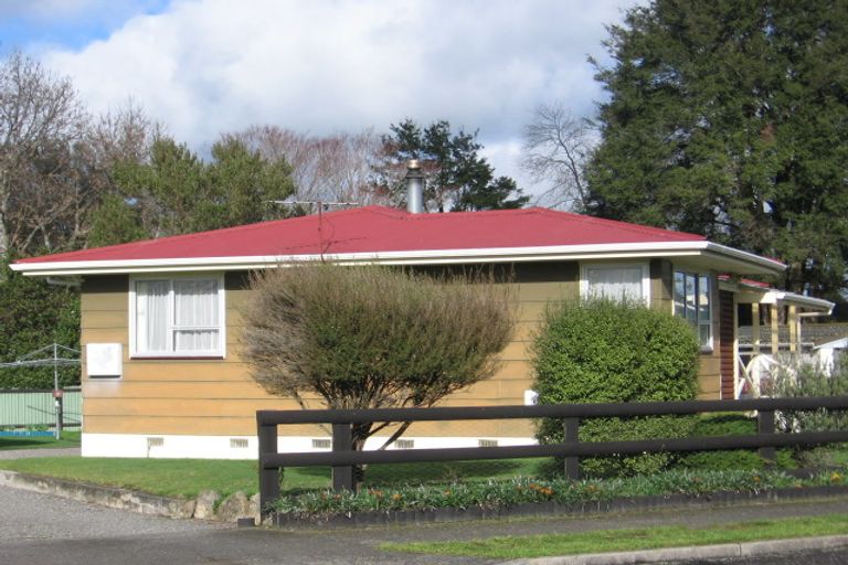 Photo of property in 55 Montgomery Crescent, Lansdowne, Masterton, 5810