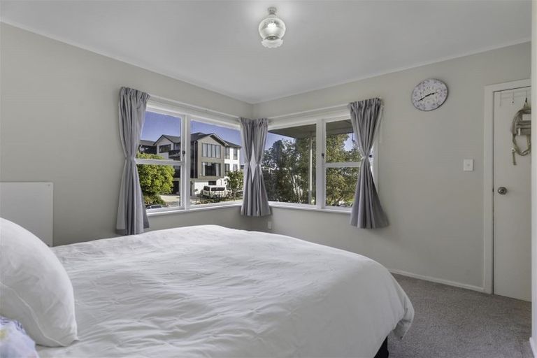 Photo of property in 34 Marriott Road, Pakuranga, Auckland, 2010