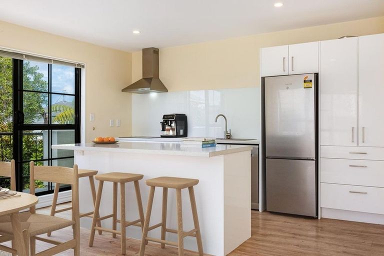 Photo of property in 16g Hobson Street, Thorndon, Wellington, 6011