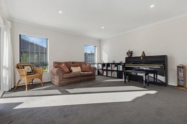 Photo of property in 5 Mirabell Place, Patumahoe, Pukekohe, 2679
