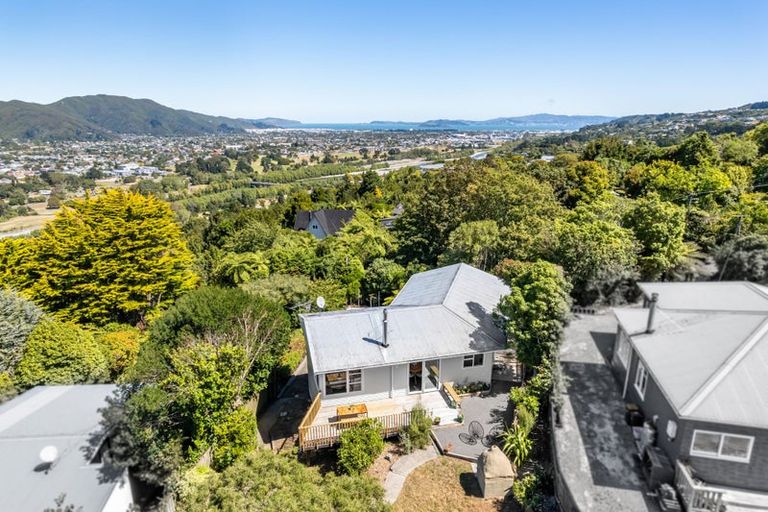 Photo of property in 40 Gurney Road, Kelson, Lower Hutt, 5010
