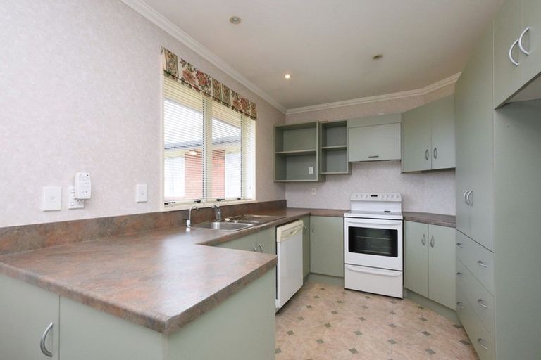 Photo of property in 120 Newcastle Street, Windsor, Invercargill, 9810