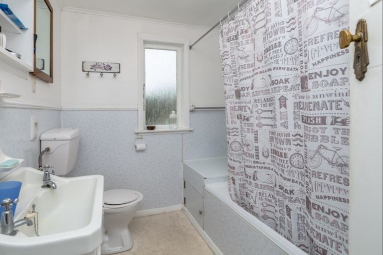 Photo of property in 7 Reading Street, Greytown, 5712