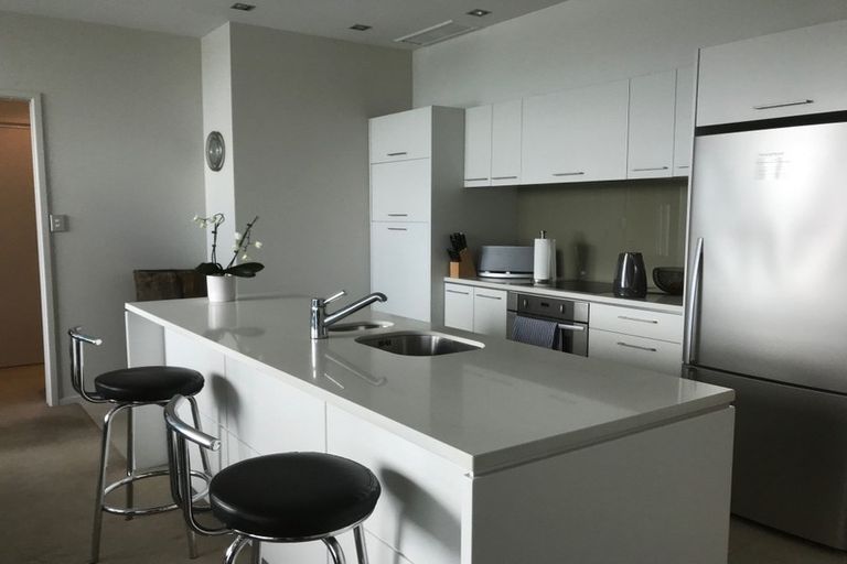 Photo of property in Sentinel Apartments, 1005/3 Northcroft Street, Takapuna, Auckland, 0622