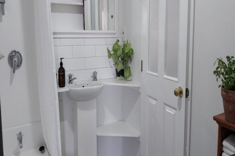 Photo of property in 3/64 Gloucester Street, Greenmeadows, Napier, 4112