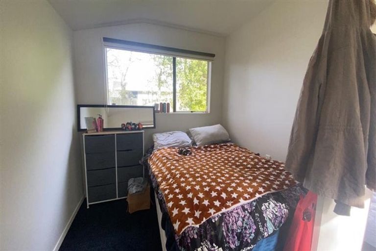 Photo of property in 3 Atarau Grove, Paraparaumu, 5032