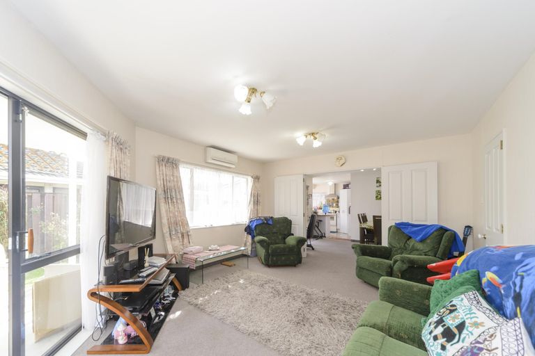 Photo of property in 8a Moyne Avenue, Milson, Palmerston North, 4414