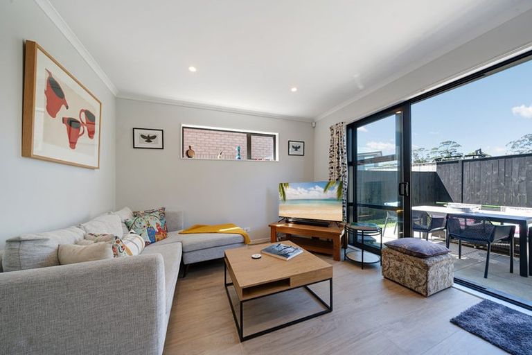 Photo of property in 45 O'meara Street, Swanson, Auckland, 0614