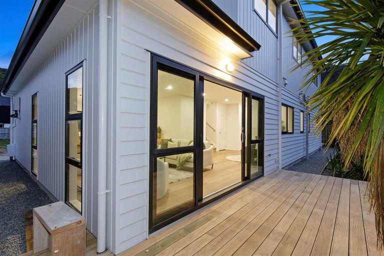 Photo of property in 5 Pihipihi Way, Crofton Downs, Wellington, 6035