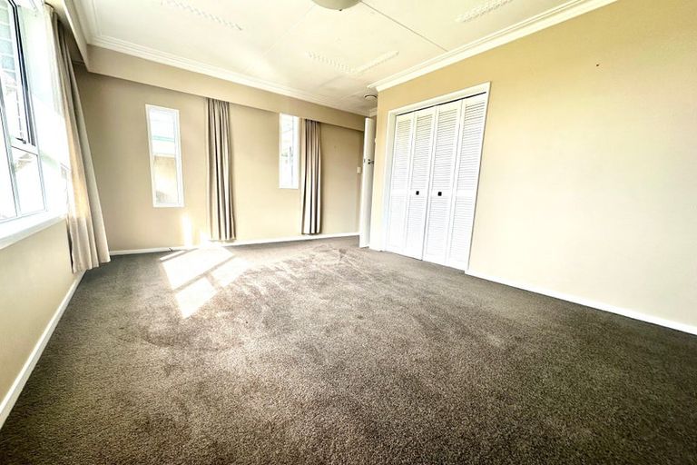 Photo of property in 36 Christie Street, Balclutha, 9230