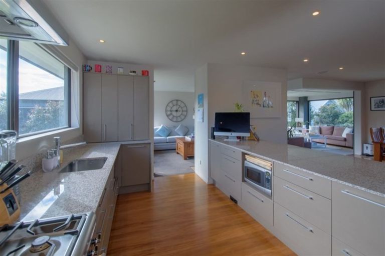 Photo of property in 21 De Bettencor Place, Mount Pisa, Cromwell, 9383