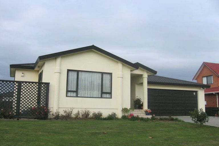 Photo of property in 39 Dalfield Place, Highbury, Palmerston North, 4412