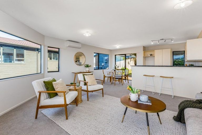 Photo of property in 9 Jaunpur Crescent, Broadmeadows, Wellington, 6035