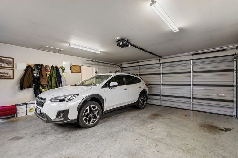 Photo of property in 33 Sylvan Street, Lake Hayes, Queenstown, 9304