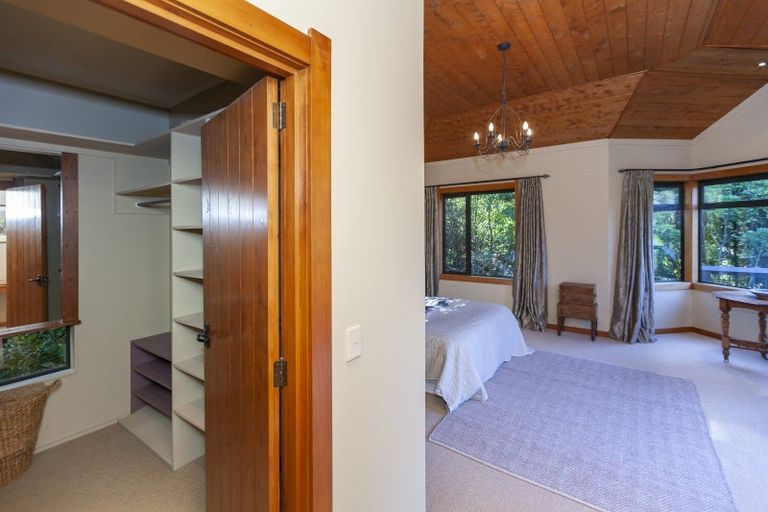 Photo of property in 111 Ngarara Road, Waikanae, 5036