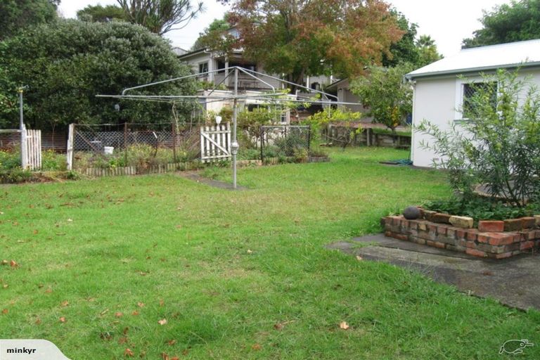 Photo of property in 29 Rutland Road, Stanley Point, Auckland, 0624
