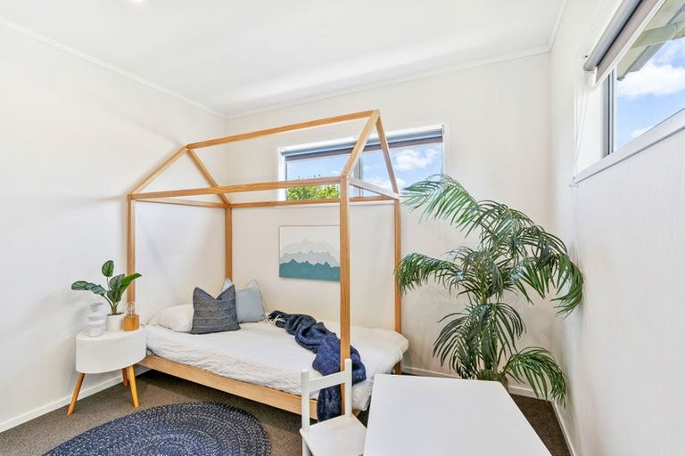 Photo of property in 15 Lowburn Avenue, Waipu, 0510