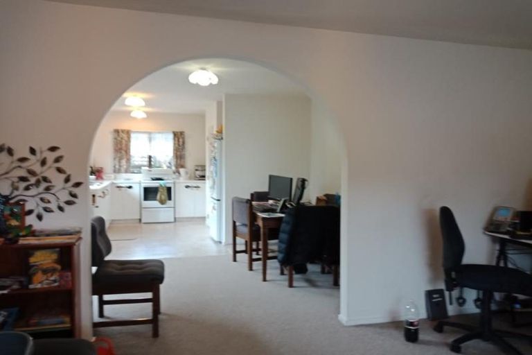 Photo of property in 2/12 Raukawa Street, Stokes Valley, Lower Hutt, 5019