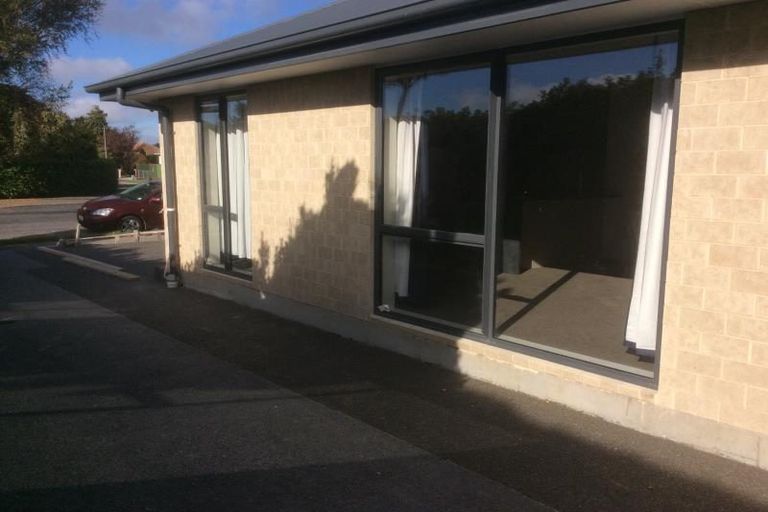 Photo of property in 82 Wharenui Road, Upper Riccarton, Christchurch, 8041