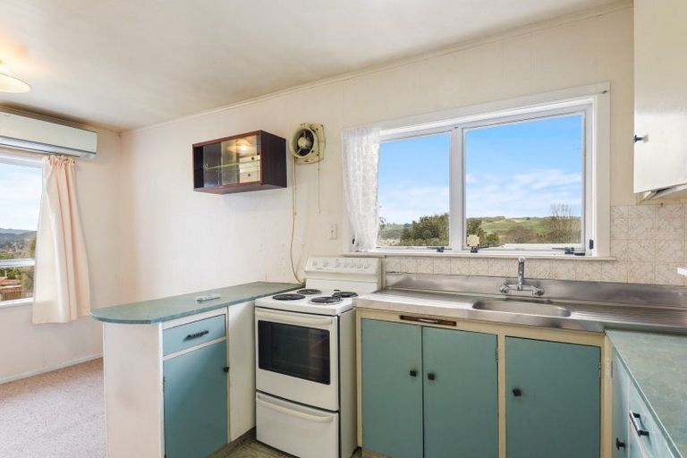 Photo of property in 58 Thomas Crescent, Western Heights, Rotorua, 3015