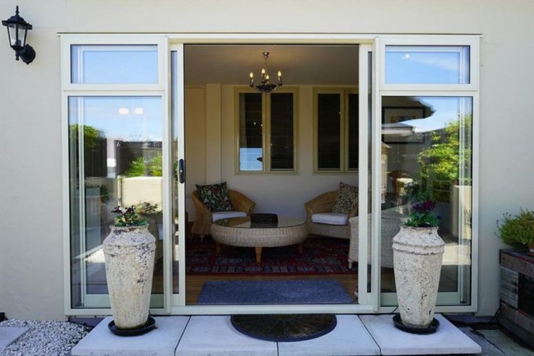 Photo of property in 153 Emerson Street, Napier South, Napier, 4110