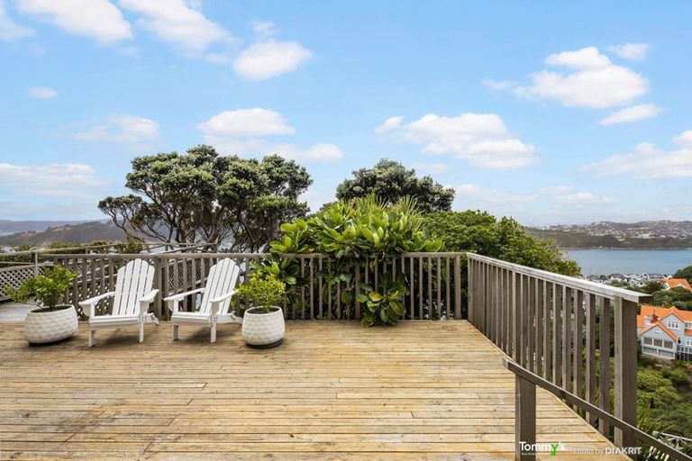 Photo of property in 152 Grafton Road, Roseneath, Wellington, 6011