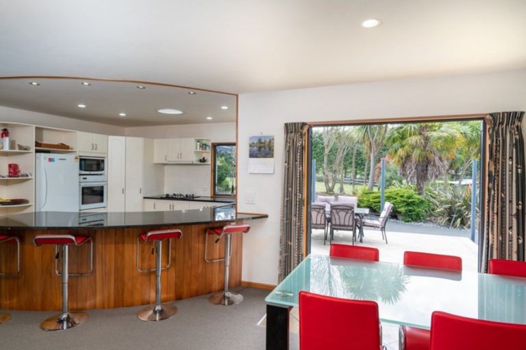 Photo of property in 3/504 Mapara Road, Acacia Bay, Taupo, 3385