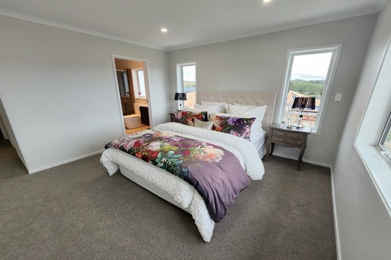 Photo of property in 8 Paul Way, Pokeno, 2402