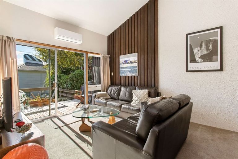 Photo of property in 1/3 Conifer Place, Huntsbury, Christchurch, 8022