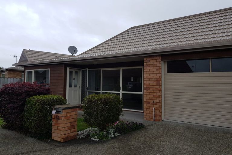 Photo of property in Rangeview Villas, 22/9 Fuller Close, Levin, 5510