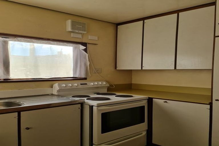 Photo of property in 45 Howe Street, North Dunedin, Dunedin, 9016